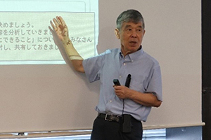 (写真)吉田先生による情報提供